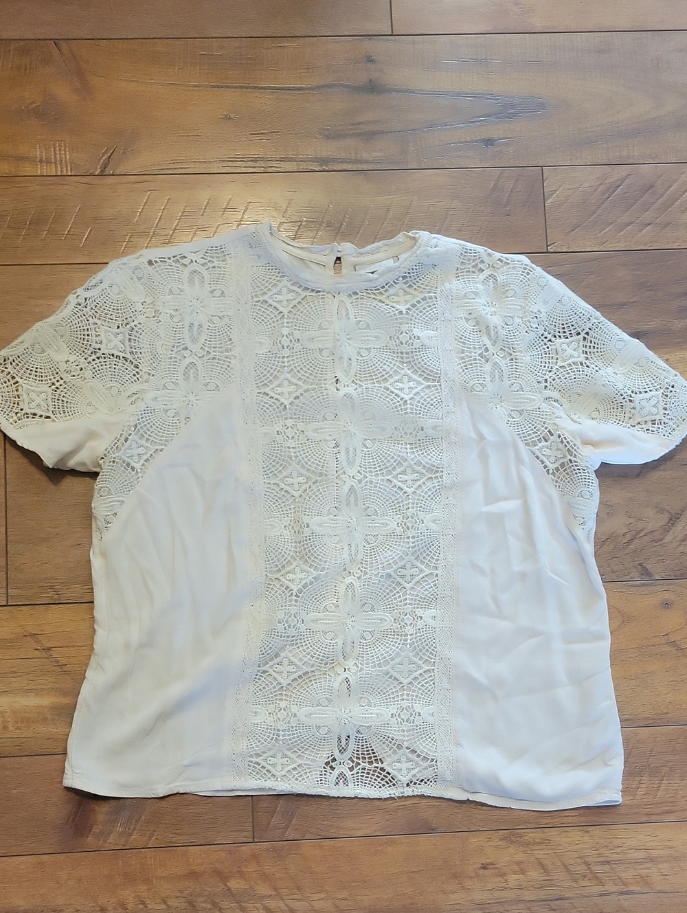 hinge sz large crochet top